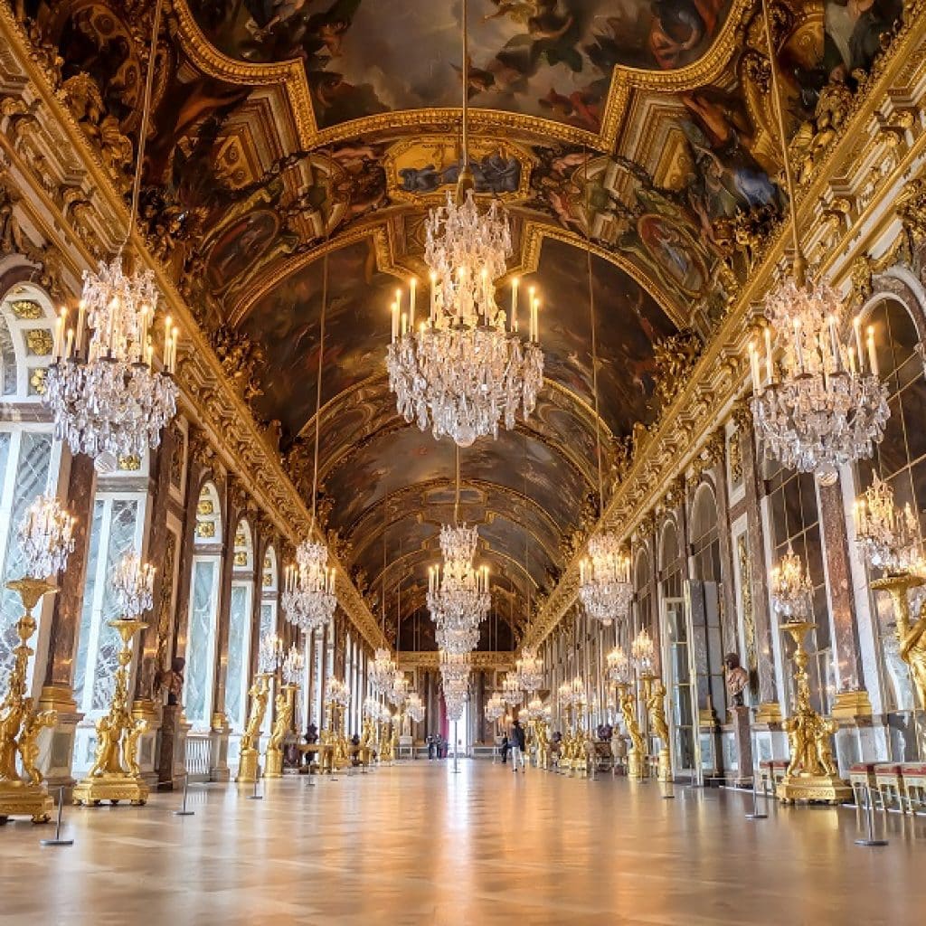 Hall,Of,Mirrors,In,The,Palace,Of,Versailles,,France,,September